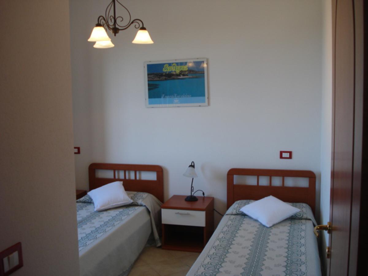 Residenza Sul Mare Aparthotel Valledoria  Exteriör bild