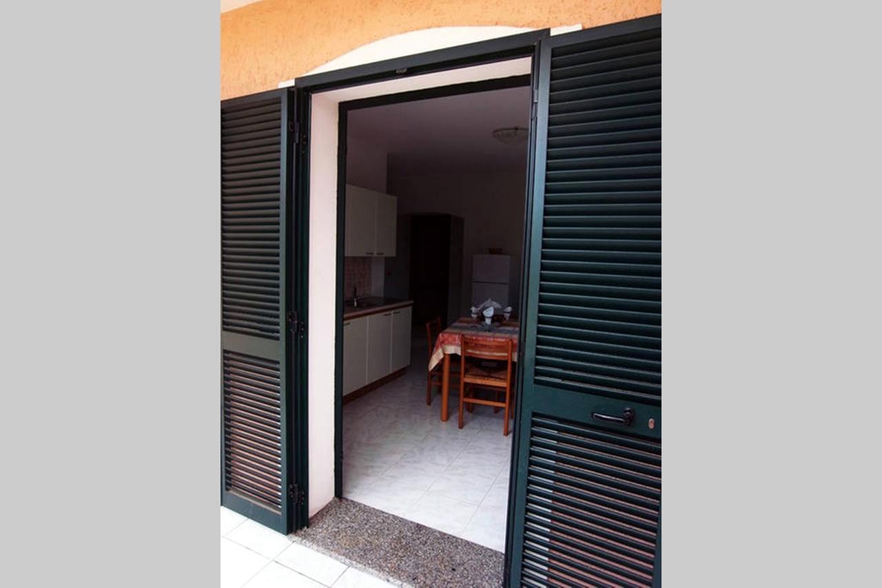 Residenza Sul Mare Aparthotel Valledoria  Exteriör bild
