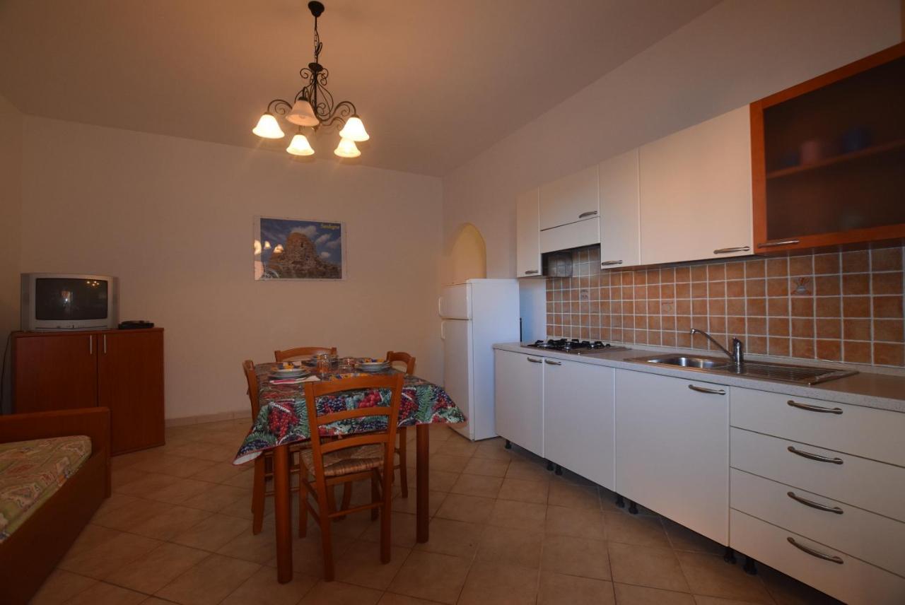 Residenza Sul Mare Aparthotel Valledoria  Exteriör bild