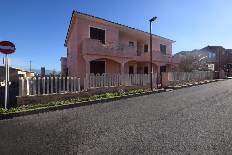 Residenza Sul Mare Aparthotel Valledoria  Exteriör bild