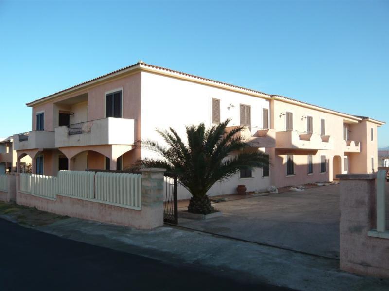 Residenza Sul Mare Aparthotel Valledoria  Exteriör bild