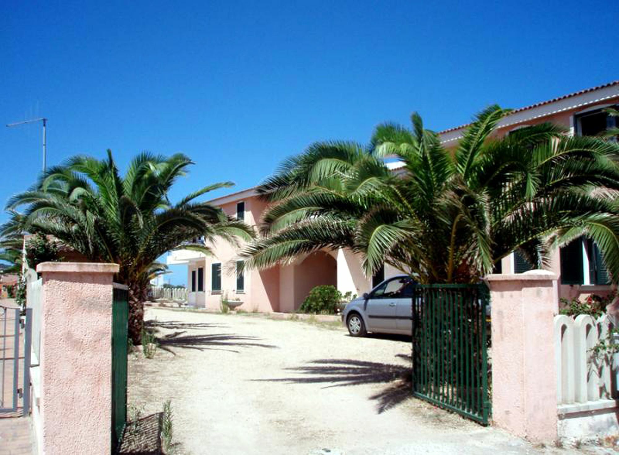 Residenza Sul Mare Aparthotel Valledoria  Exteriör bild